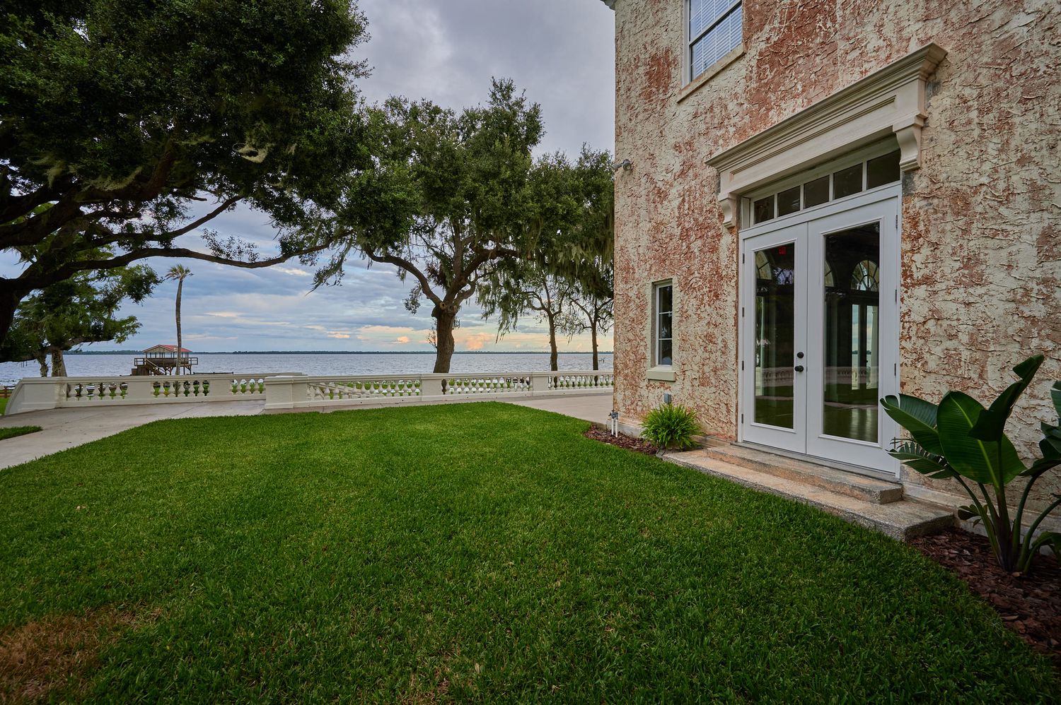 3111 Masterpiece Rd, Lake Wales, FL 33898